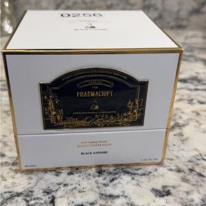 Pharmaciopy Black caviar gold Saphire Skincare Mask